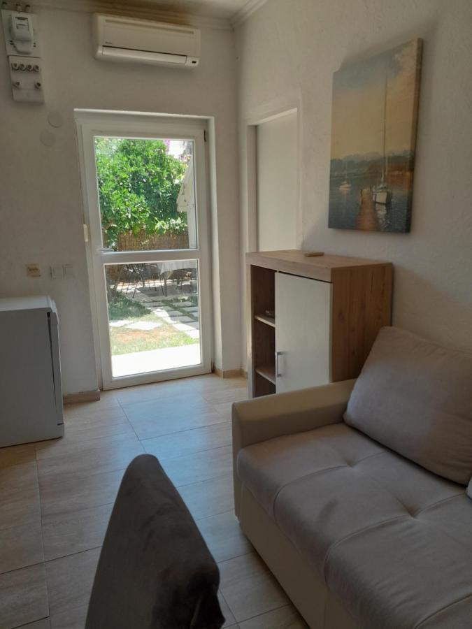 Maja Garden Lägenhet Zadar Exteriör bild